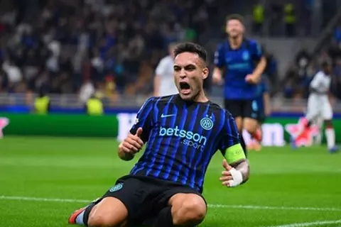 دوري أبطال أوروبا.. إنتر يعبر سلافيا براج.. وتوتنهام يتعثر أمام بودو جليمت